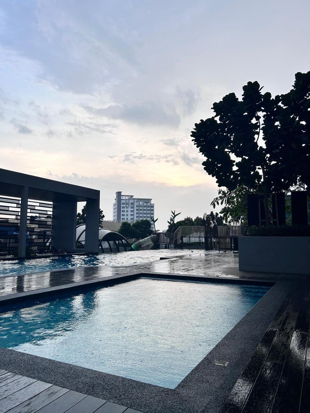 Apartament Sky Trees Bukit Indah Aeon Netflix A16 Johor Bahru Zewnętrze zdjęcie